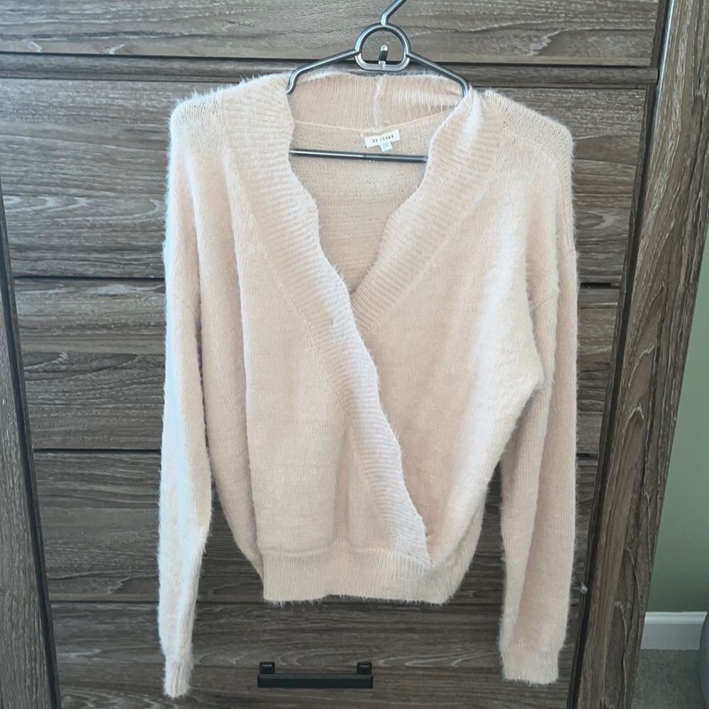 Light pink cropped sweater